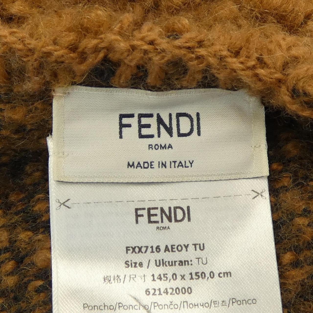 フェンディ FENDI ケープ