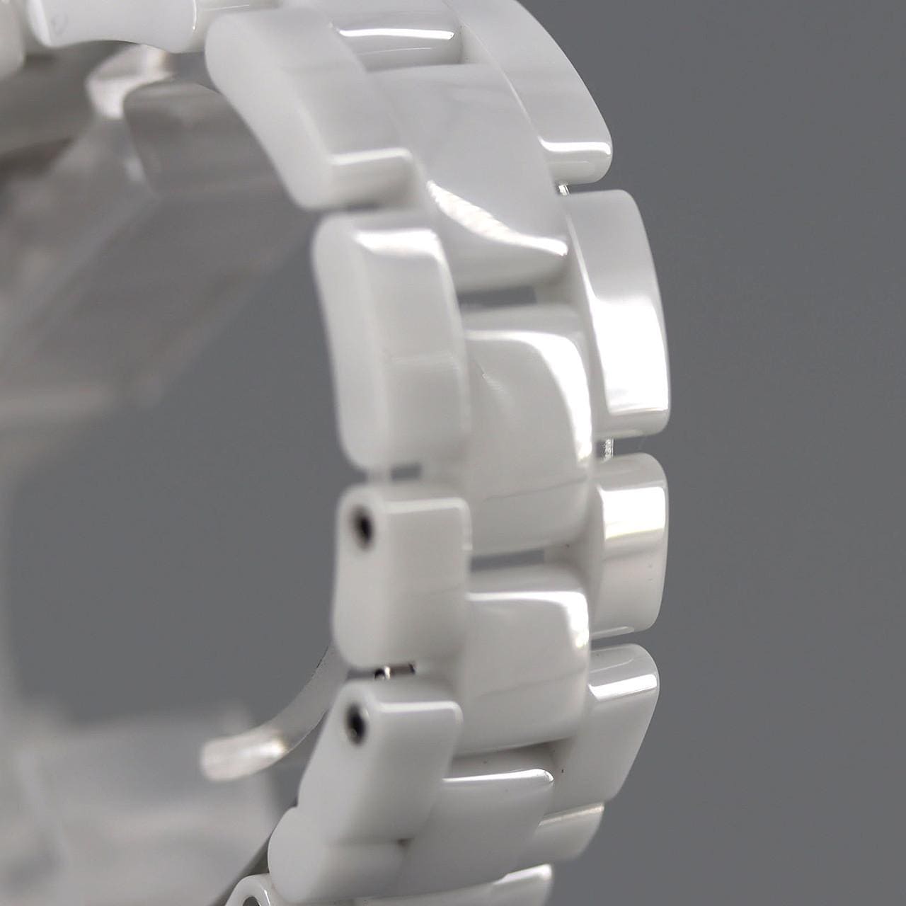 シャネル J12キャリバー12.1 38mmセラミック･12P H5705 セラミック 自動巻