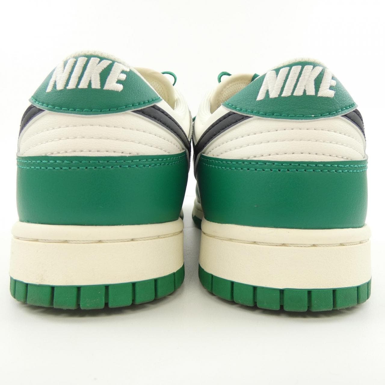 ナイキ NIKE DR9654-100　LOTTERY スニーカー