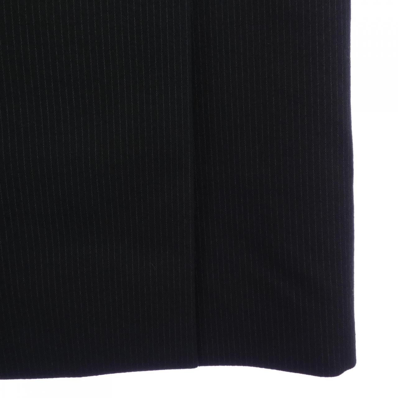 プラダ PRADA P122T S212 1ZMM スカート