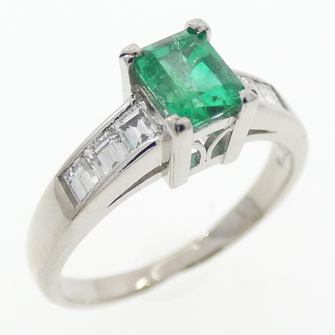 PT900 エメラルド リング 0.47CT