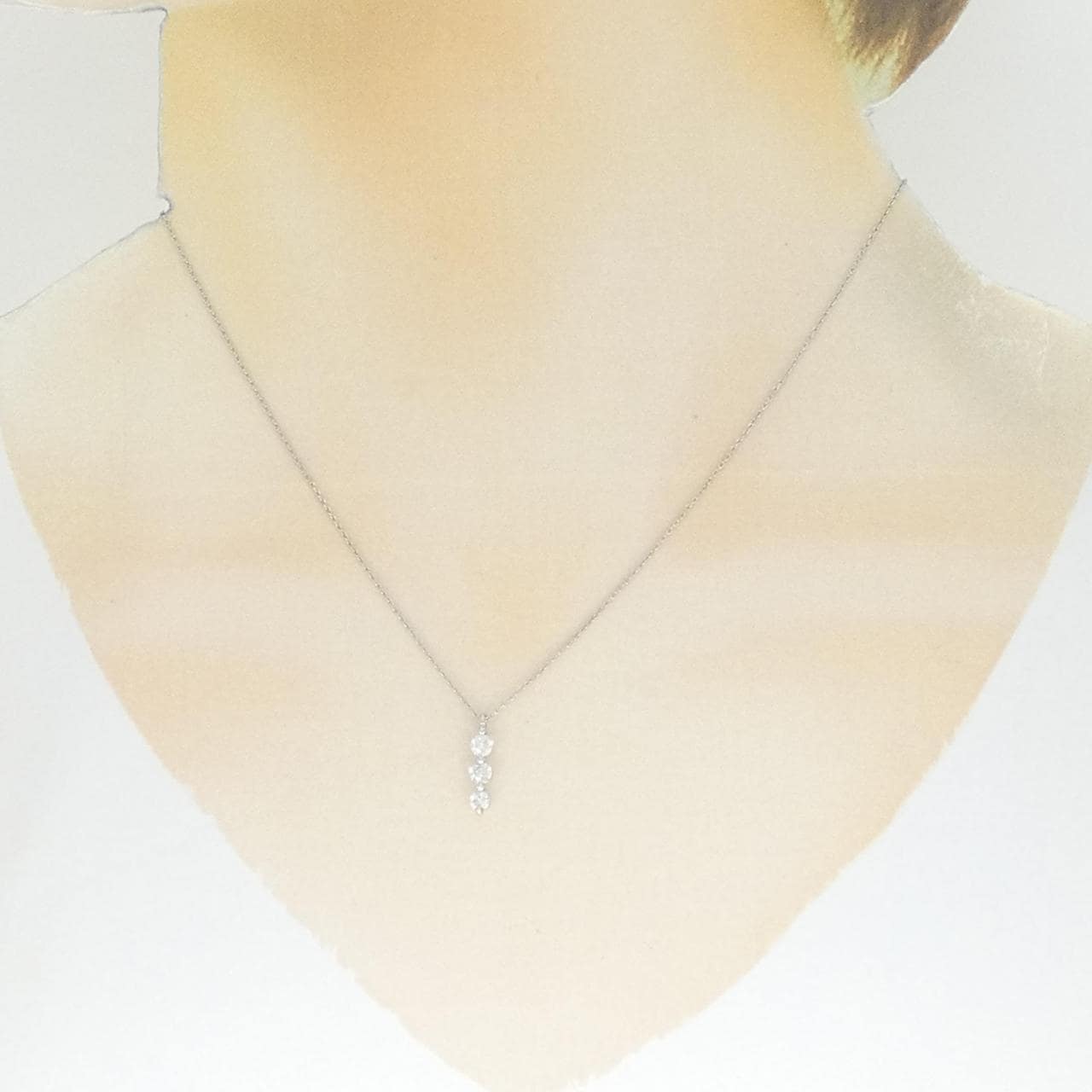 PT900/PT850 スリーストーン ダイヤモンド ネックレス 0.30CT