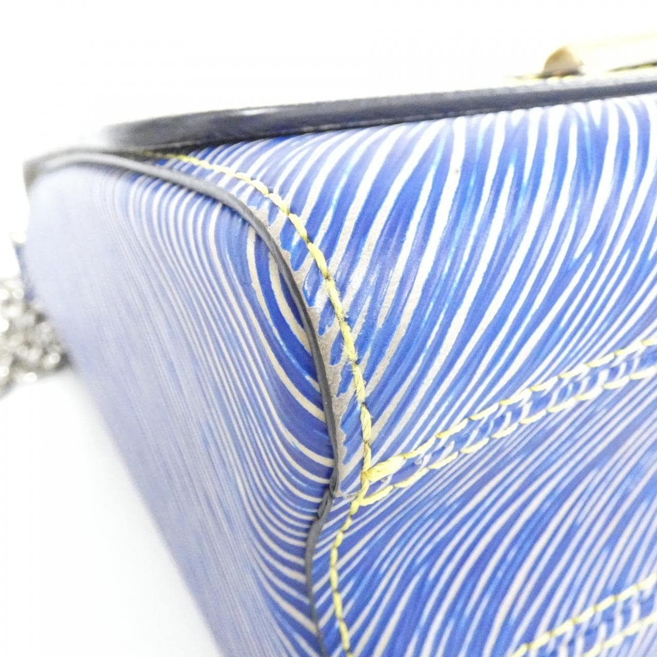 ルイヴィトン エピ デニム ツイスト MM M50271 ショルダーバッグ