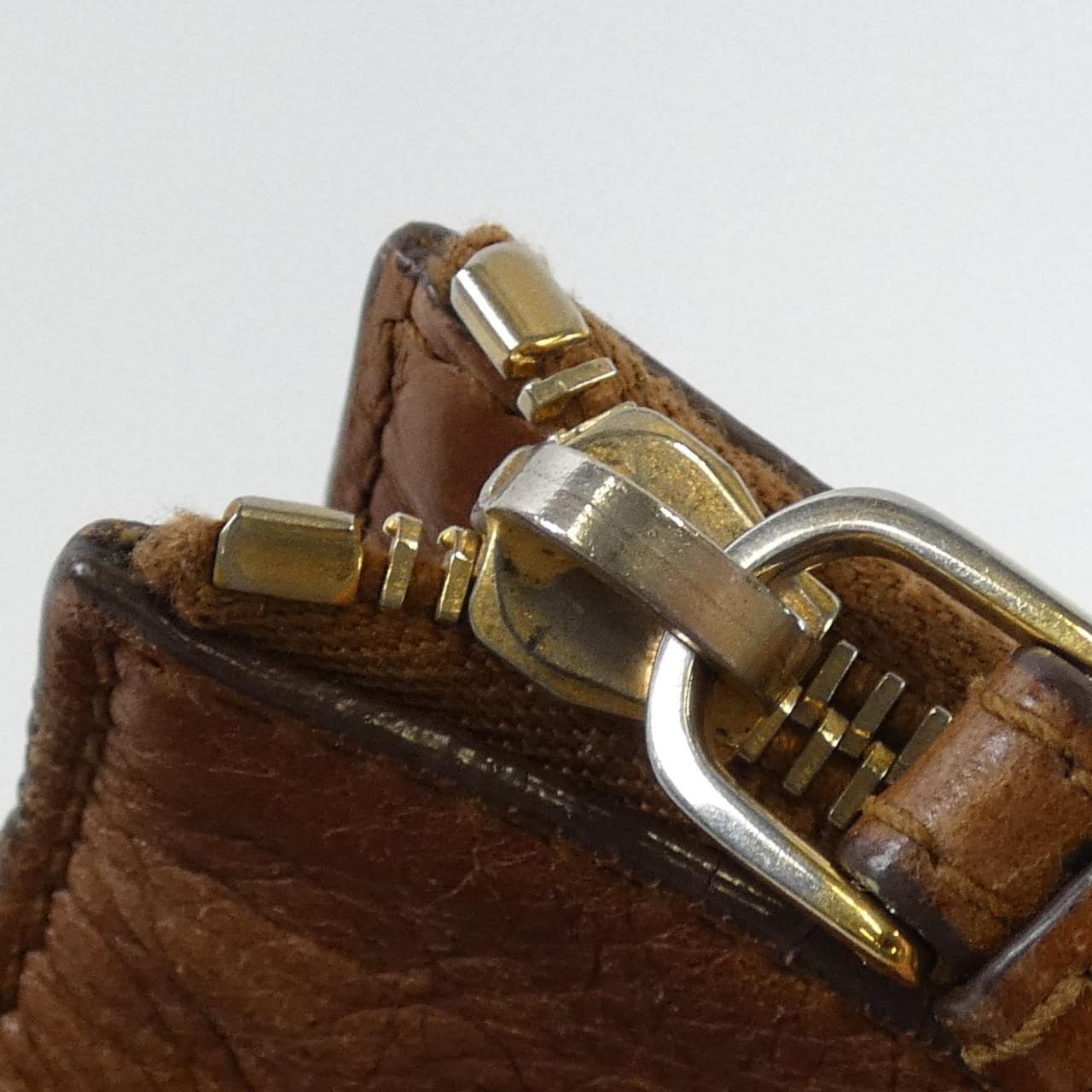 ミュウミュウ RT0365 バッグ