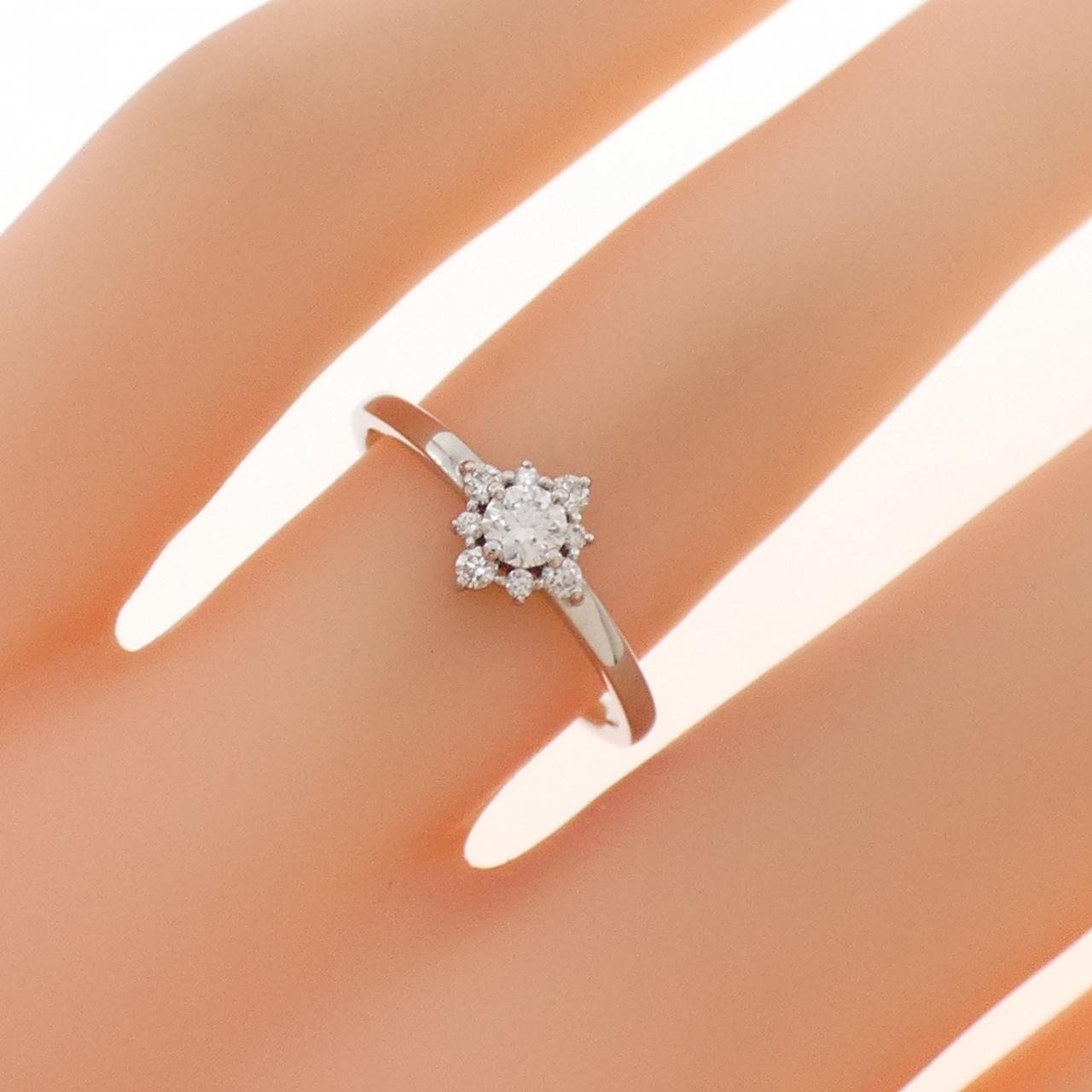 エテ ダイヤモンド リング 0.117CT