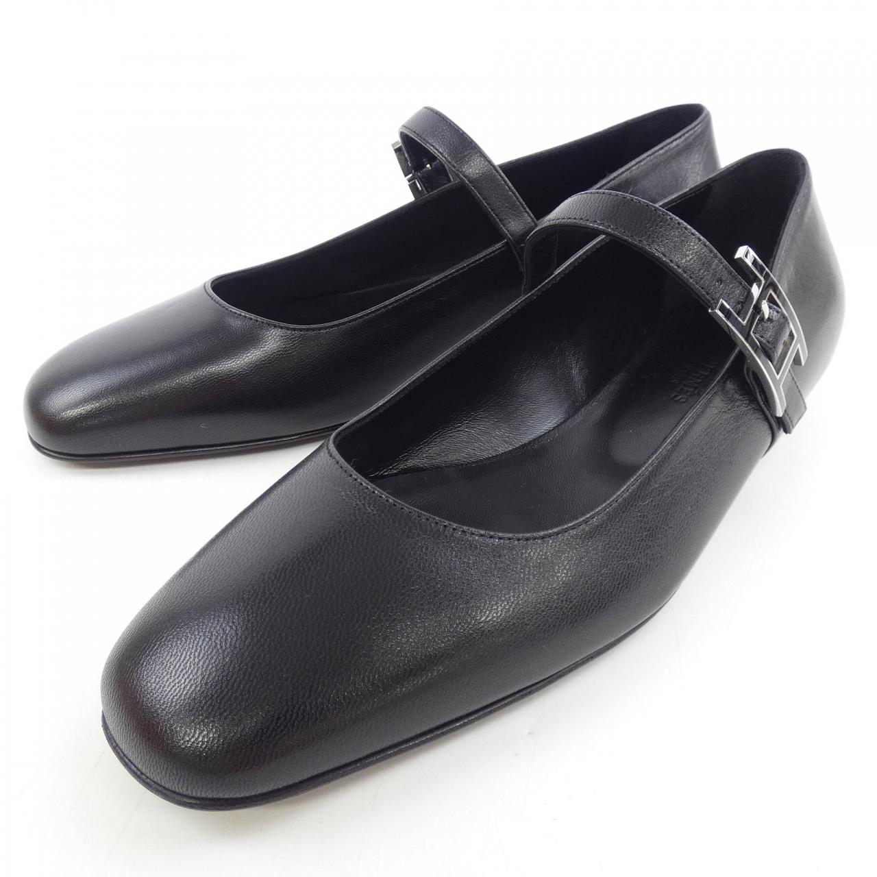 エルメス HERMES ジェーン アピバックル 242047Z フラットシューズ