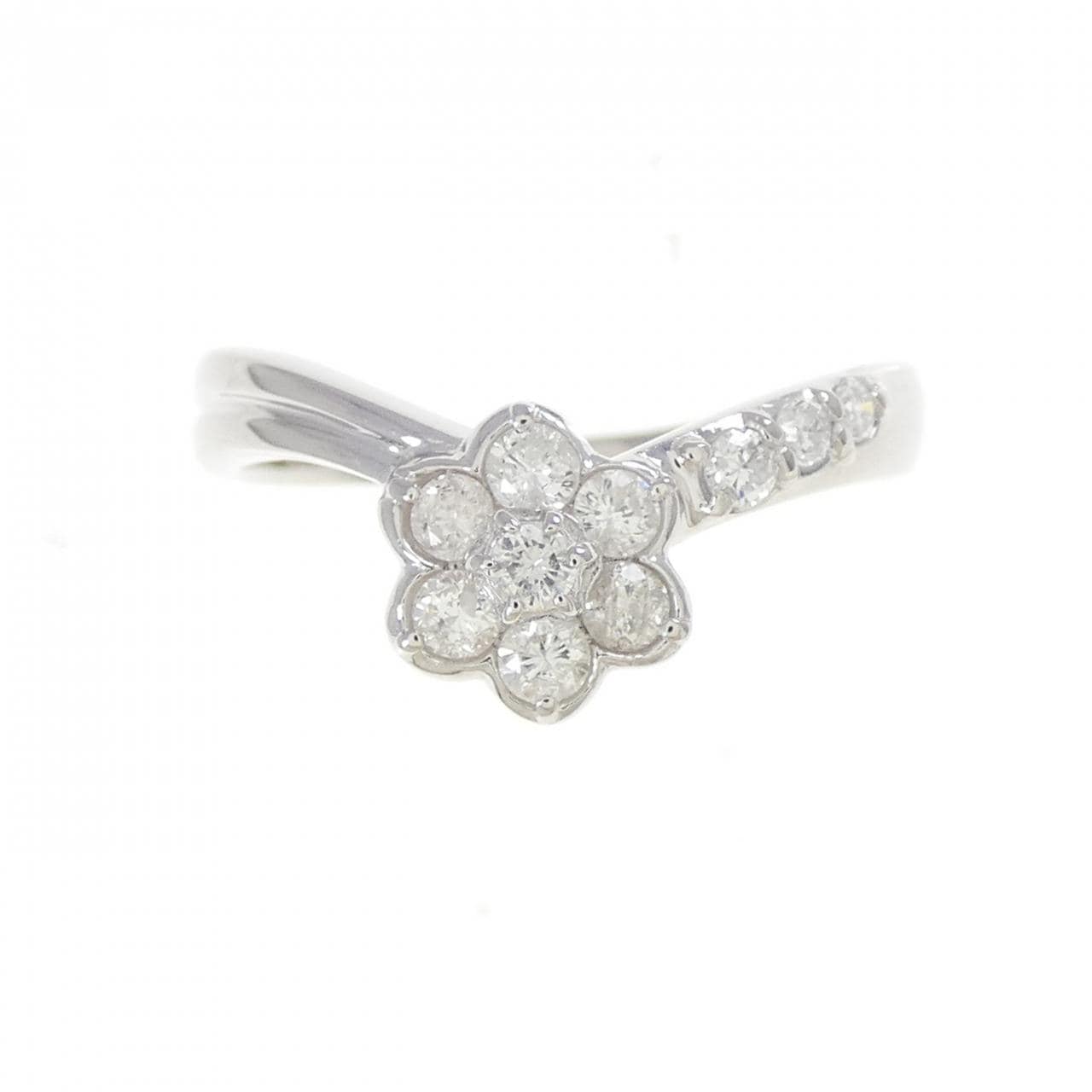 PT900 フラワー ダイヤモンド リング 0.30CT