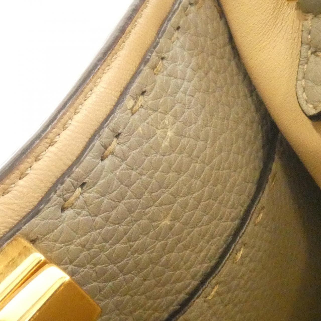 フェンディ セレリア ピーカブー エックスライト レギュラー 8BN310 SFR バッグ