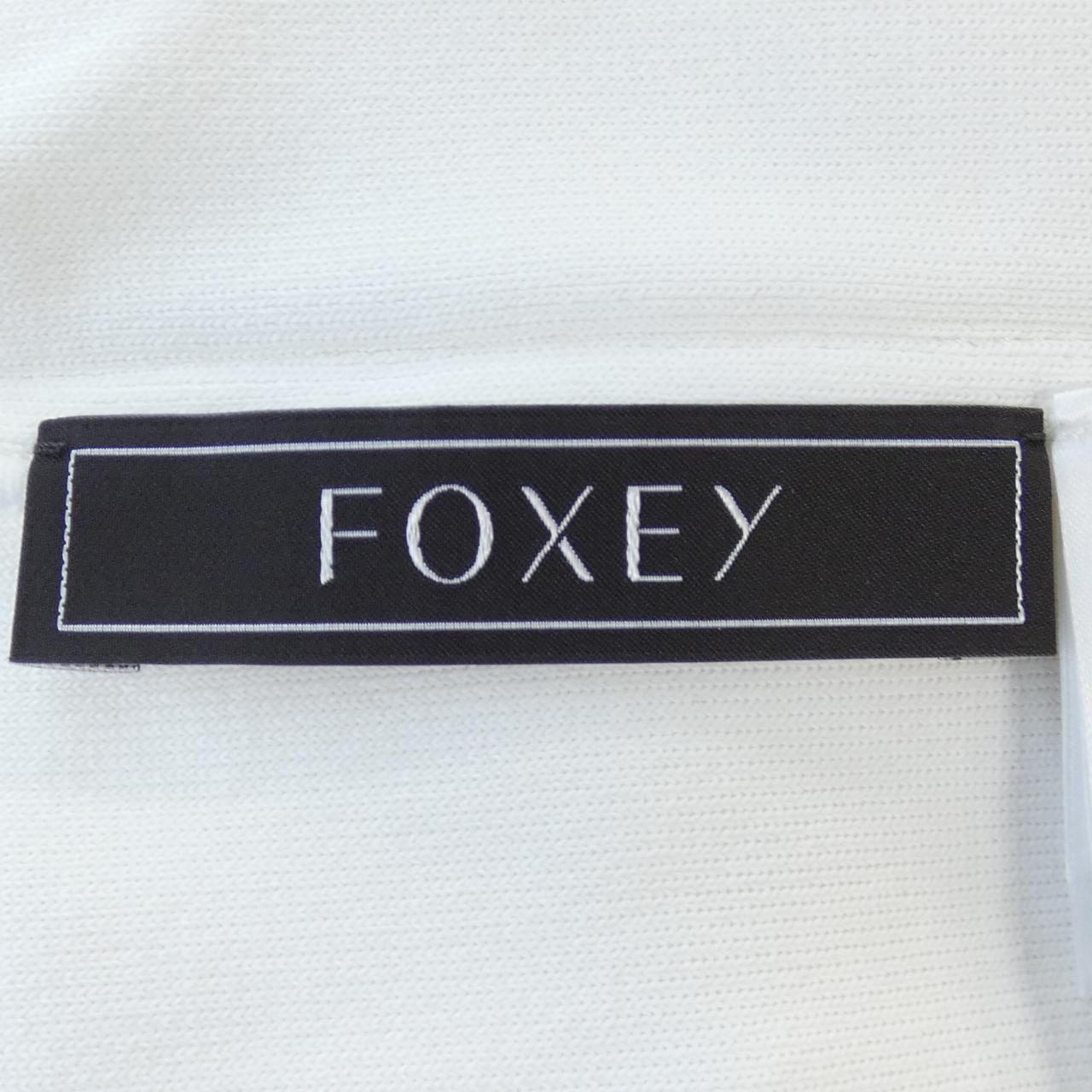 フォクシー FOXEY トップス