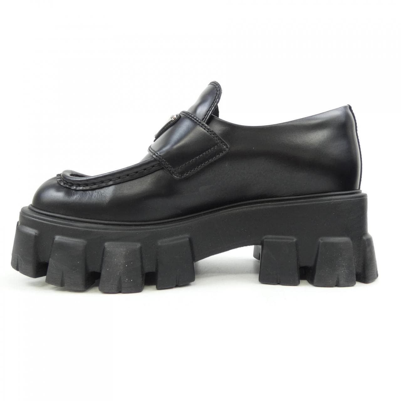 プラダ PRADA モノリス ローファー トライアングルロゴ 1D649M シューズ