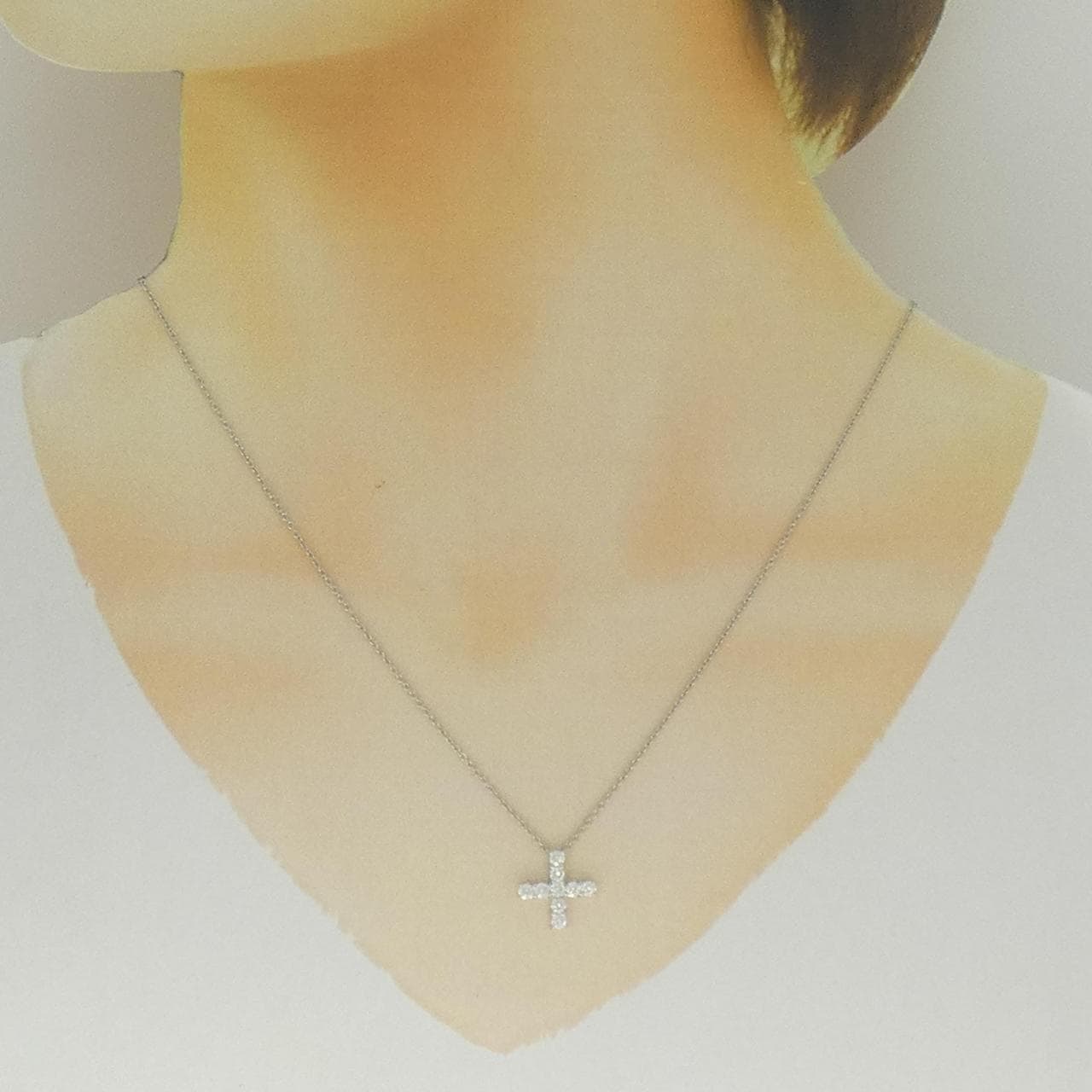 ハリーウィンストン ミニクロス ネックレス