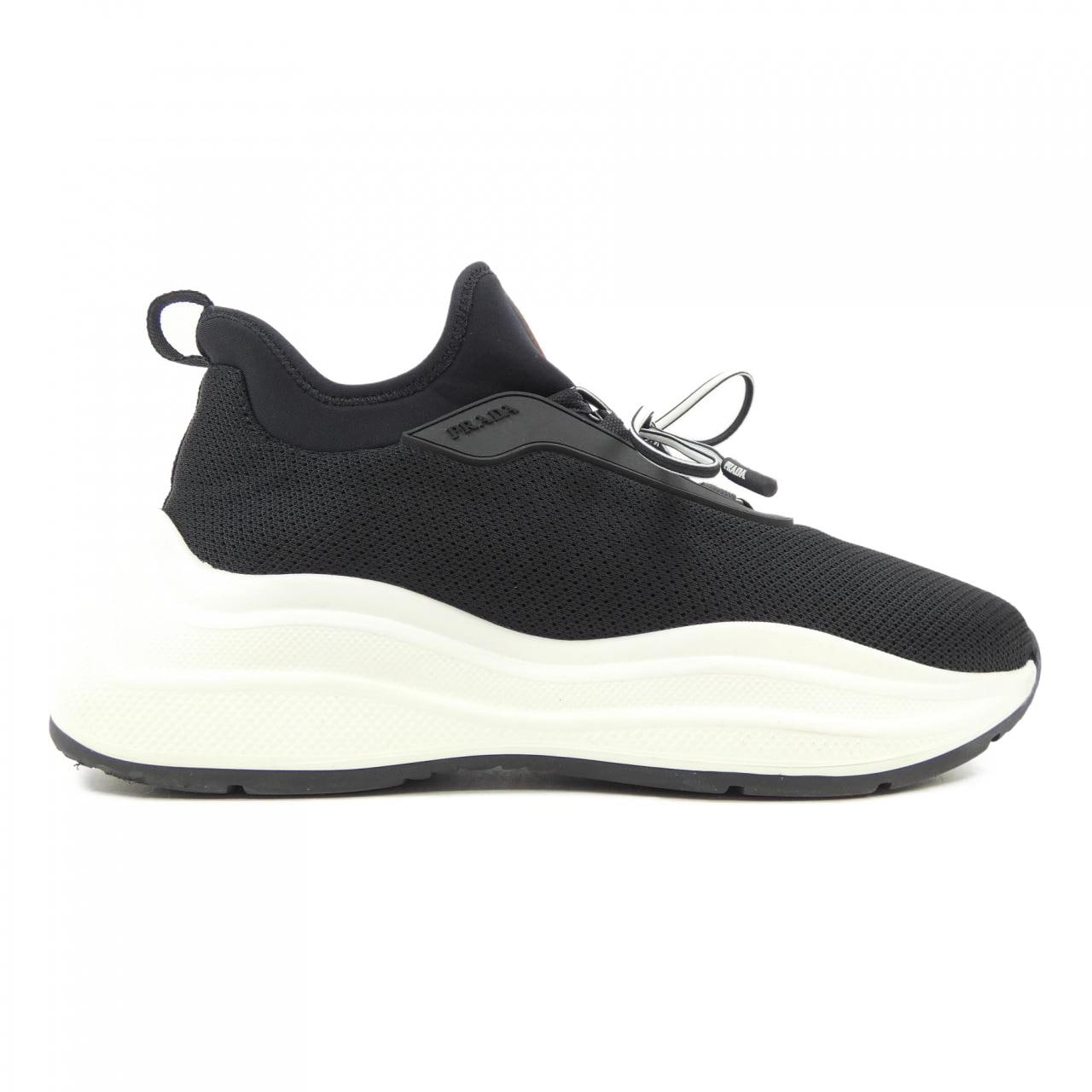 プラダ PRADA スニーカー