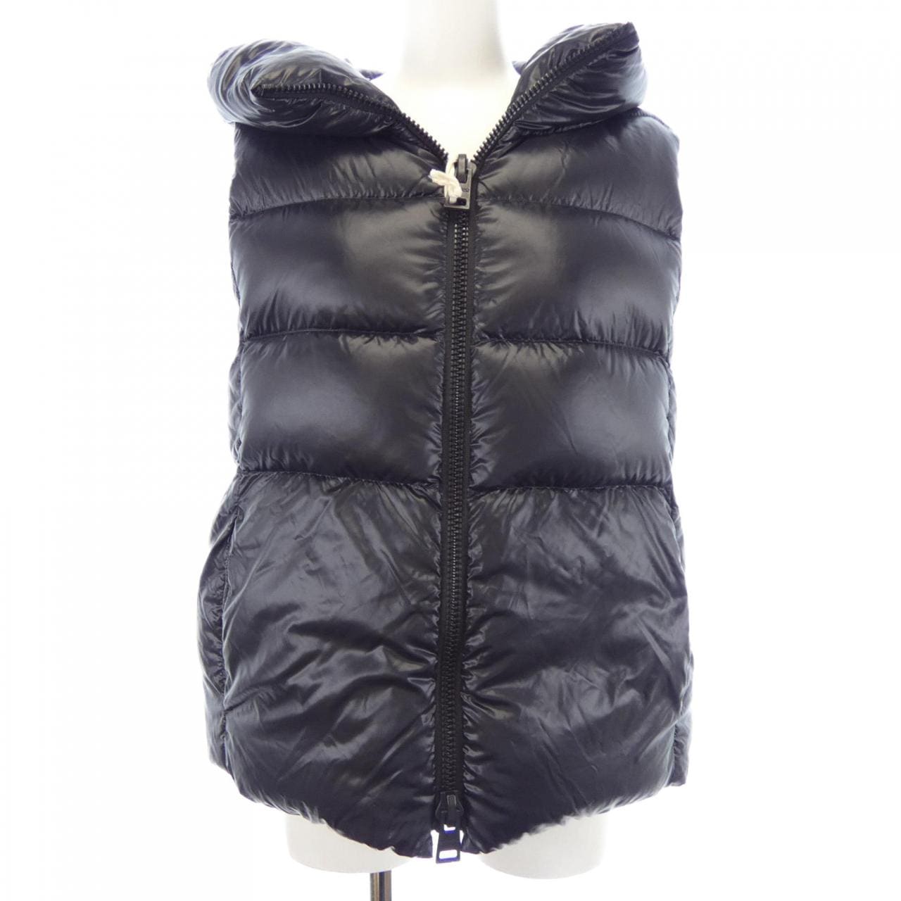 ヘルノ Herno PI1308D ダウンベスト