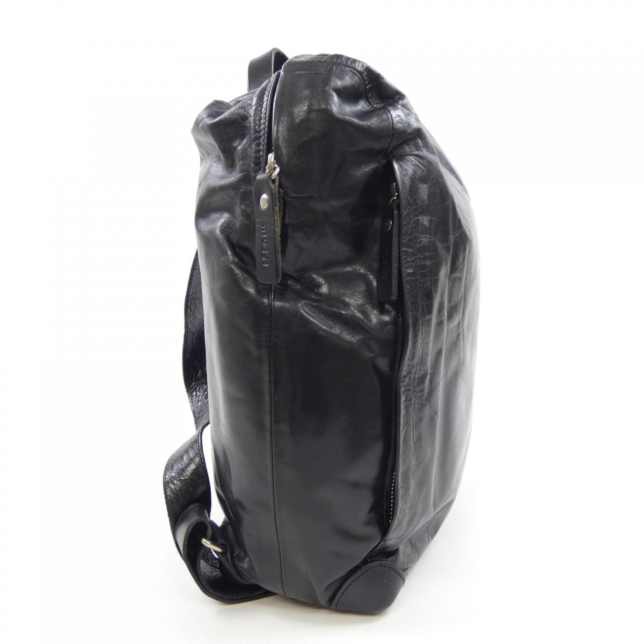 極美品　未使用に近い　M0851 バックパック　リュック 極美品】m0851 レザー リュック バックパック ブラック ユニセックス