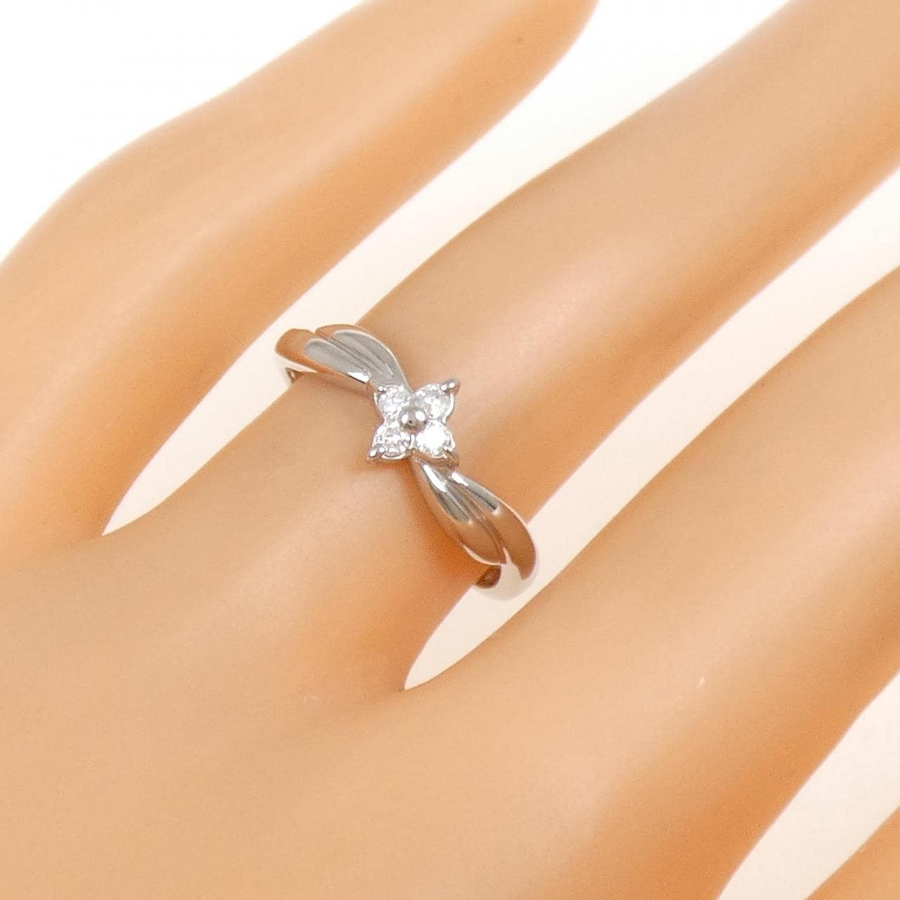 PT900 ダイヤモンド リング 0.08CT