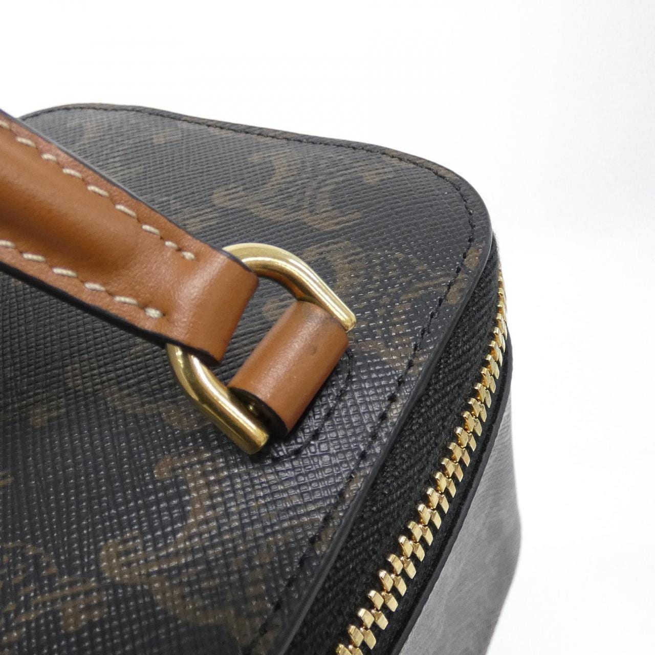 セリーヌ 10J762CZ1 バッグ