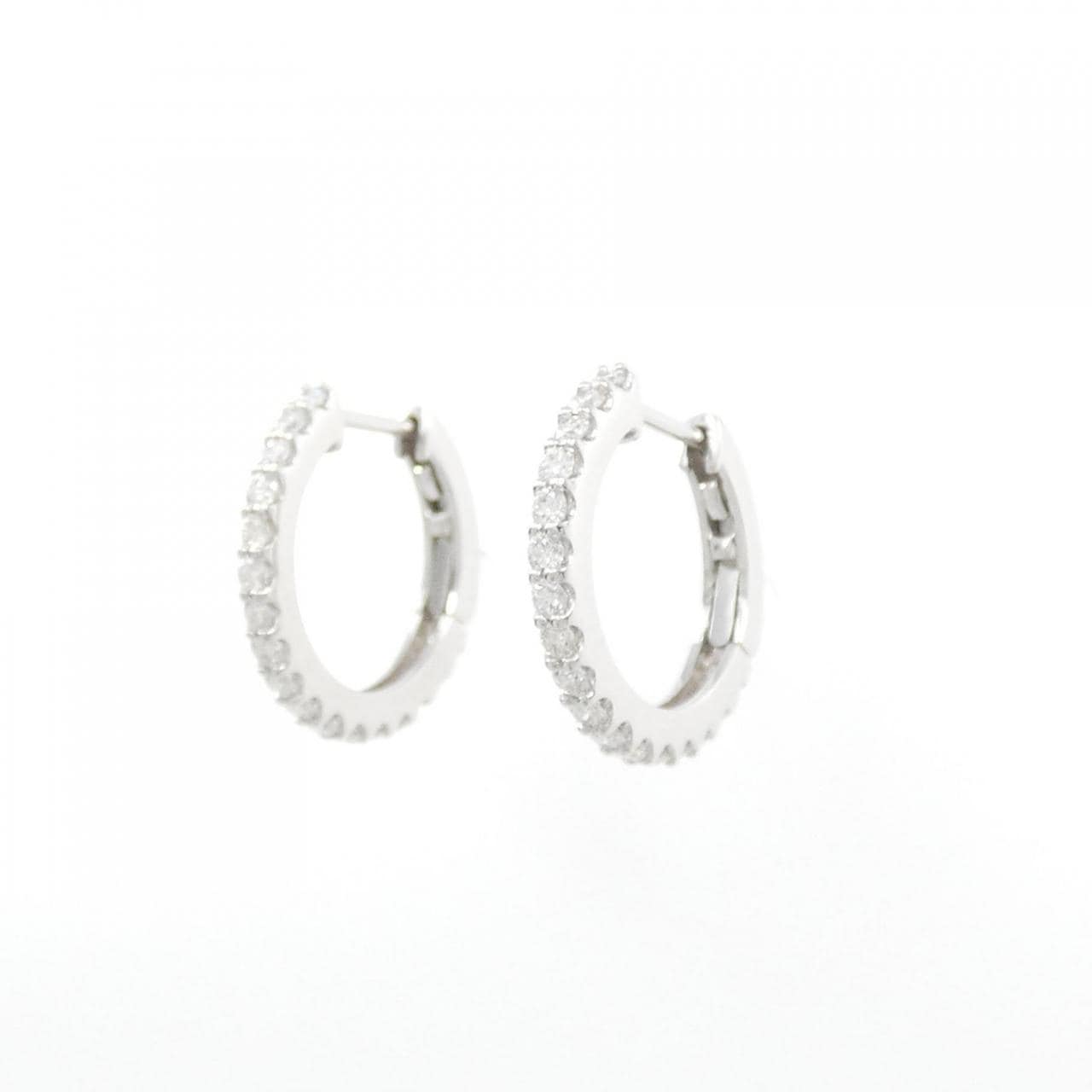 [BRAND NEW] PT Diamond earrings 0.406CT