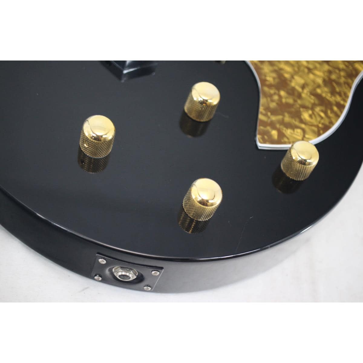 DEARMOND M-70