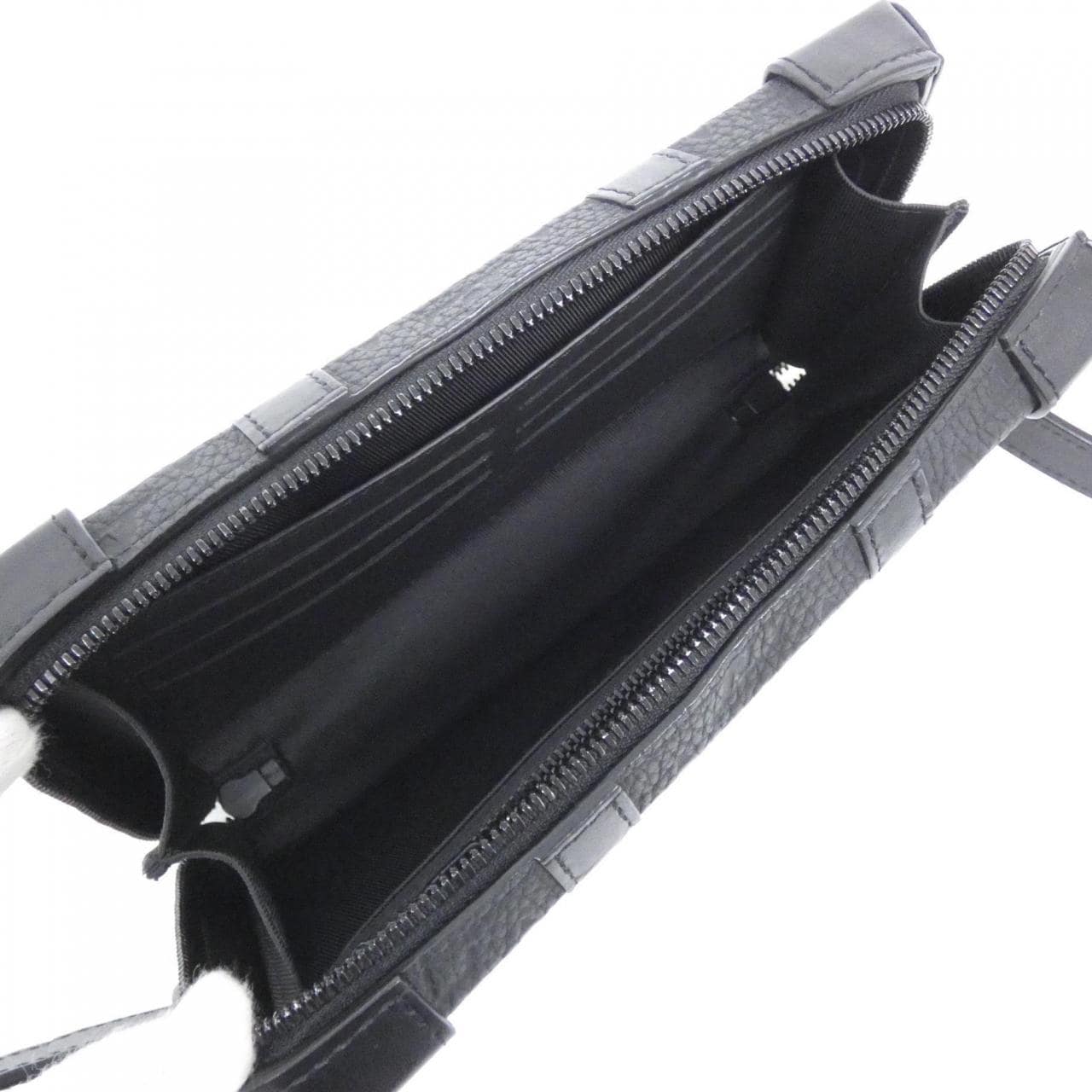 ルイヴィトン トリヨン モノグラム ソフトトランク ウォレット M80224 ショルダーバッグ