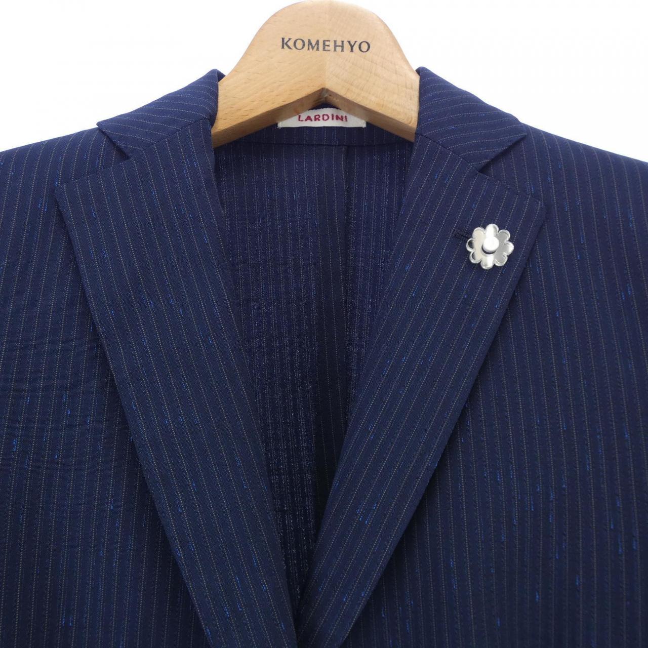 ラルディーニ LARDINI スーツ