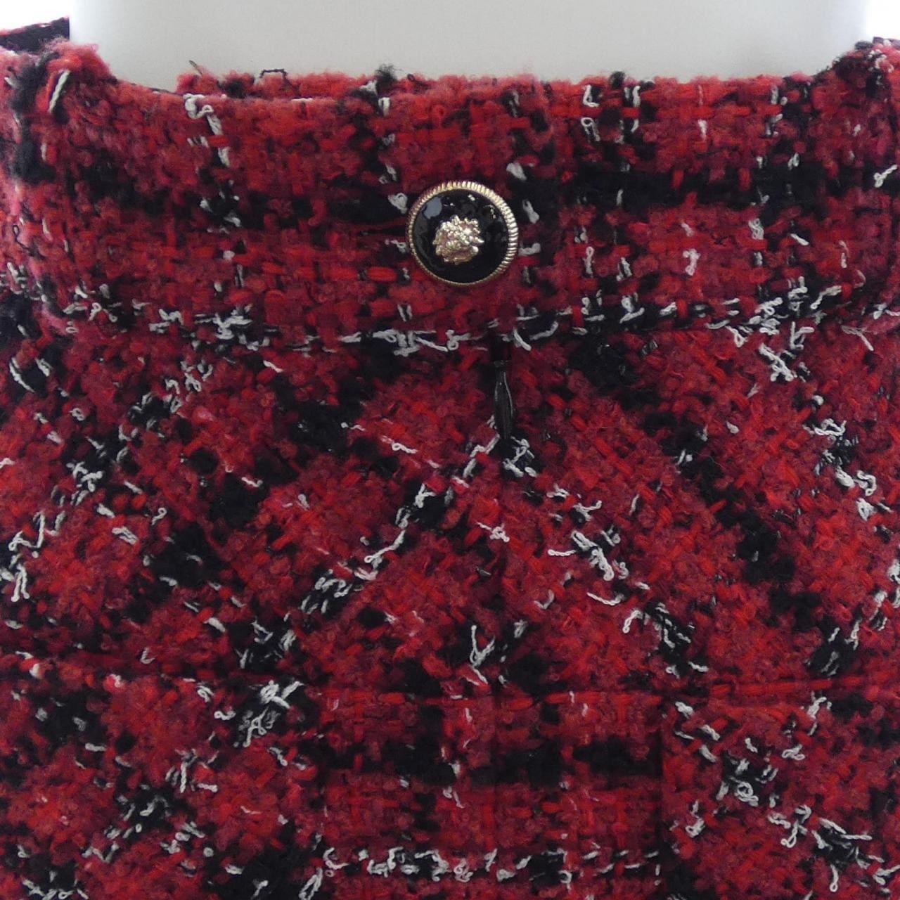 シャネル CHANEL LOOK56 METIERS D'ART P77706V69487 スカート