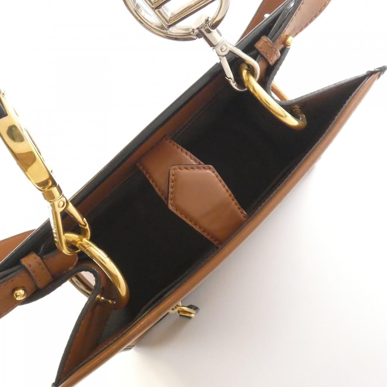 フェンディ ラナウェイ スモール 8BH344 SIZ バッグ