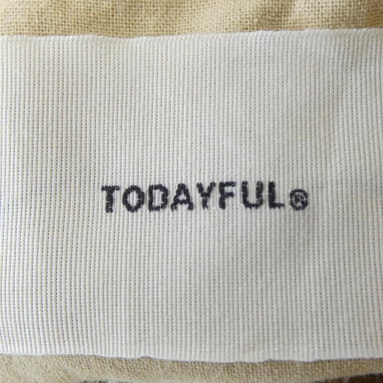 トゥデイフル TODAYFUL シャツ