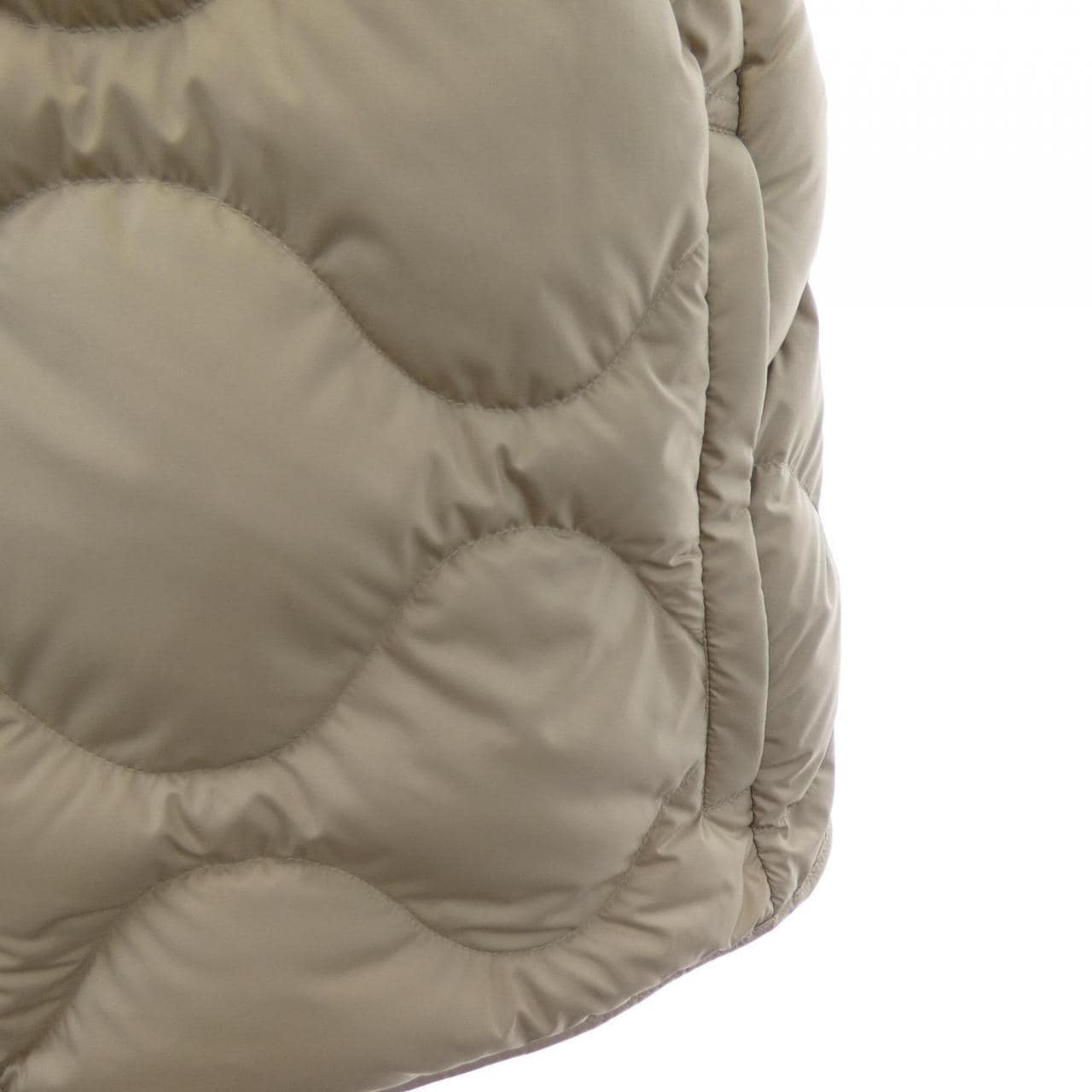 モンクレール MONCLER TAMBOSI ダウンベスト