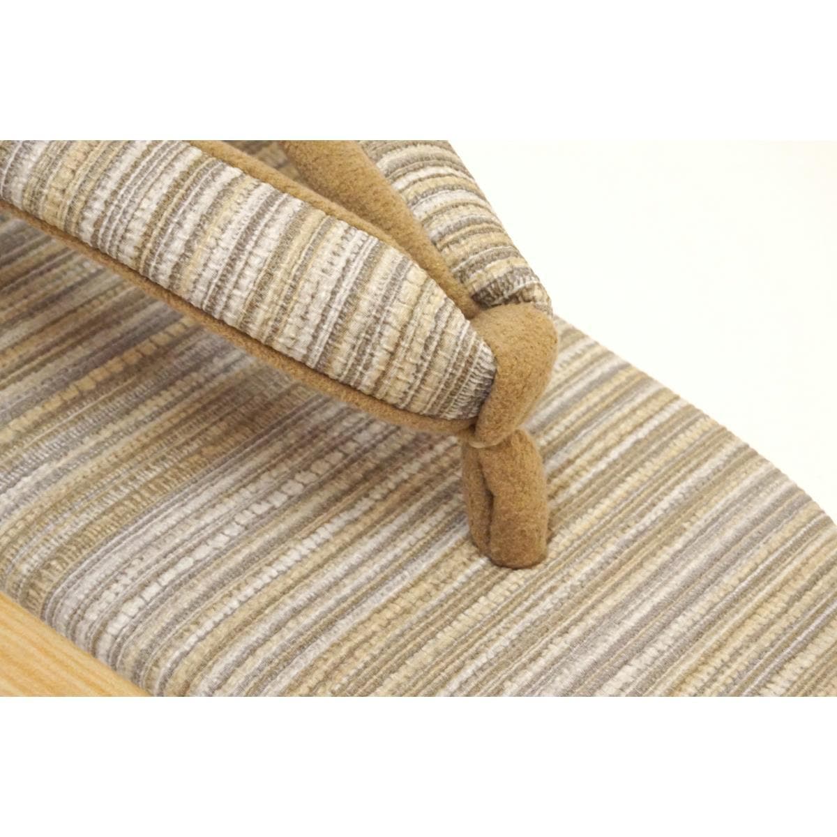 【新品】女草履　Ｍサイズ【カレンブロッソ】