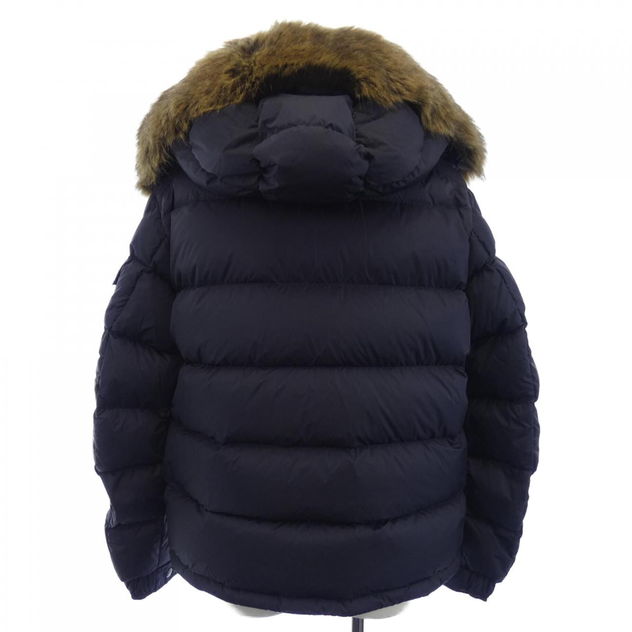 モンクレール MONCLER ダウンジャケット