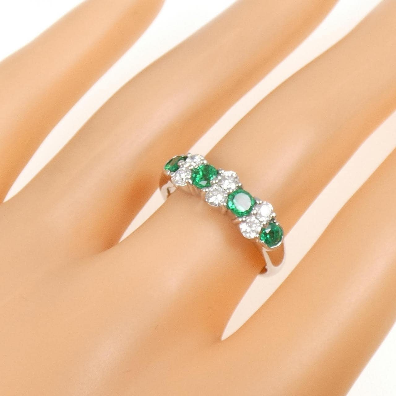 PT900 エメラルド リング 0.62CT