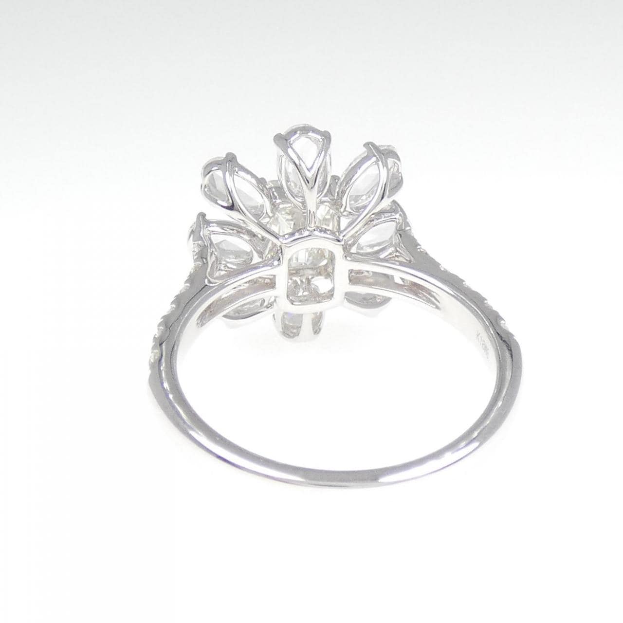 K18WG フラワー ダイヤモンド リング 1.02CT
