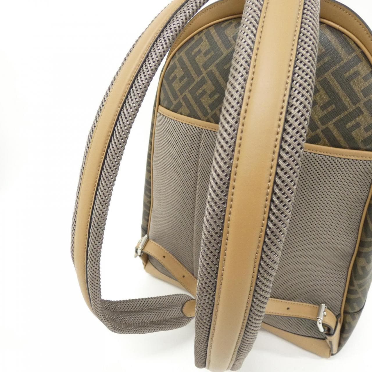 【新品】フェンディ 7VZ076 A9XS リュックサック