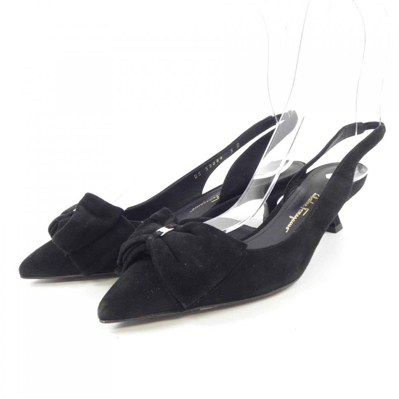 サルヴァトーレフェラガモ SALVATORE FERRAGAMO パンプス