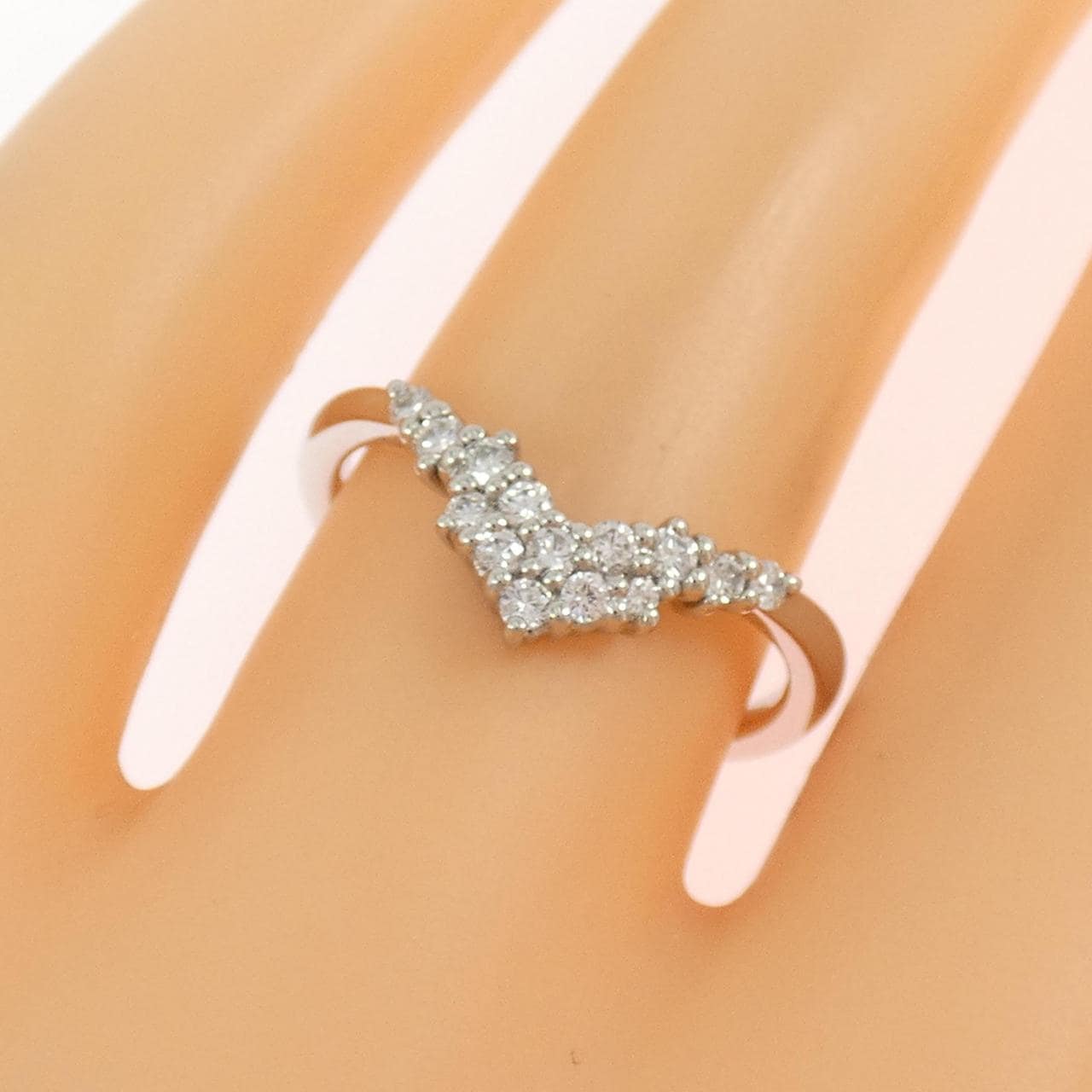 ジーエスティービー ダイヤモンド リング 0.20CT