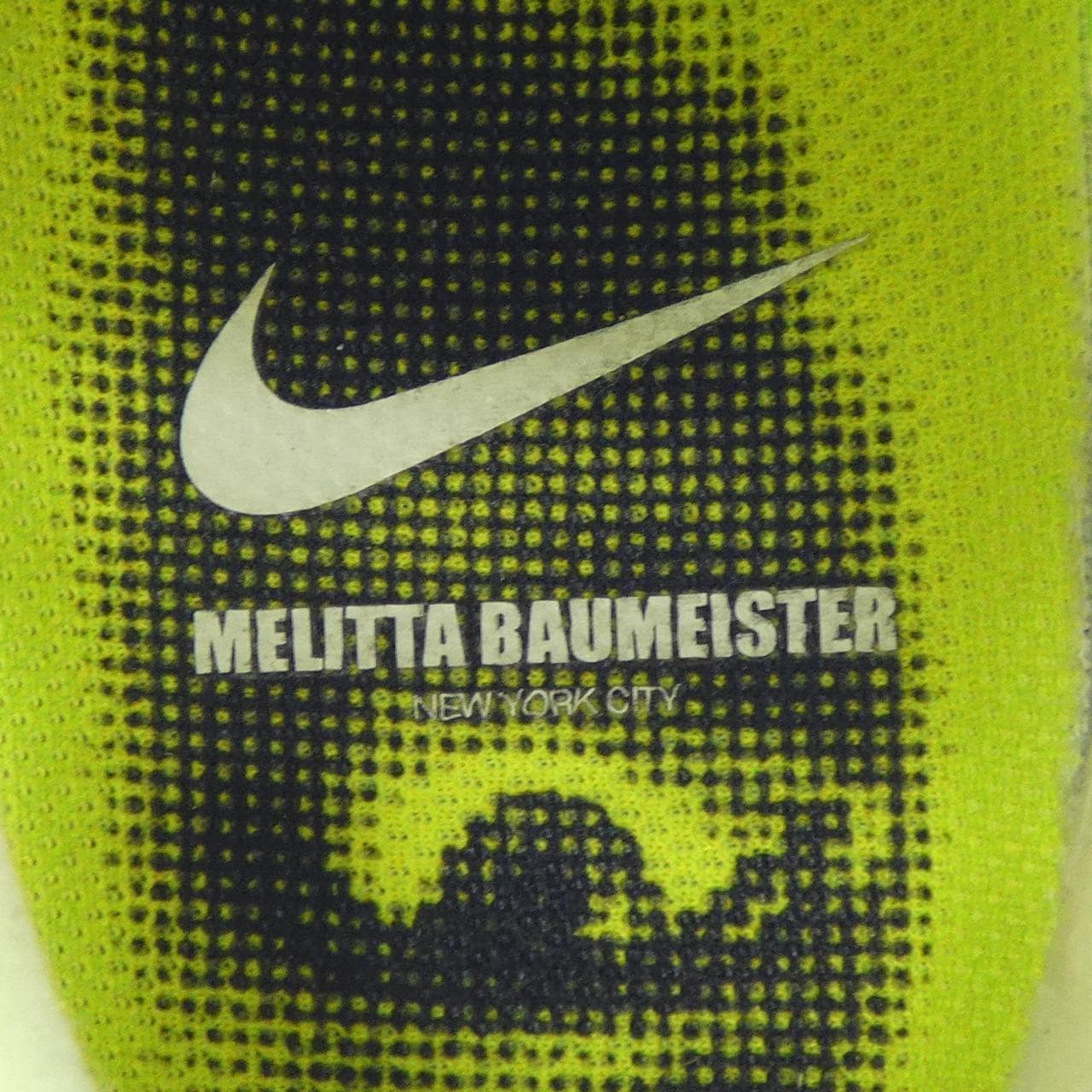 ナイキ NIKE IQ7336-700 スニーカー