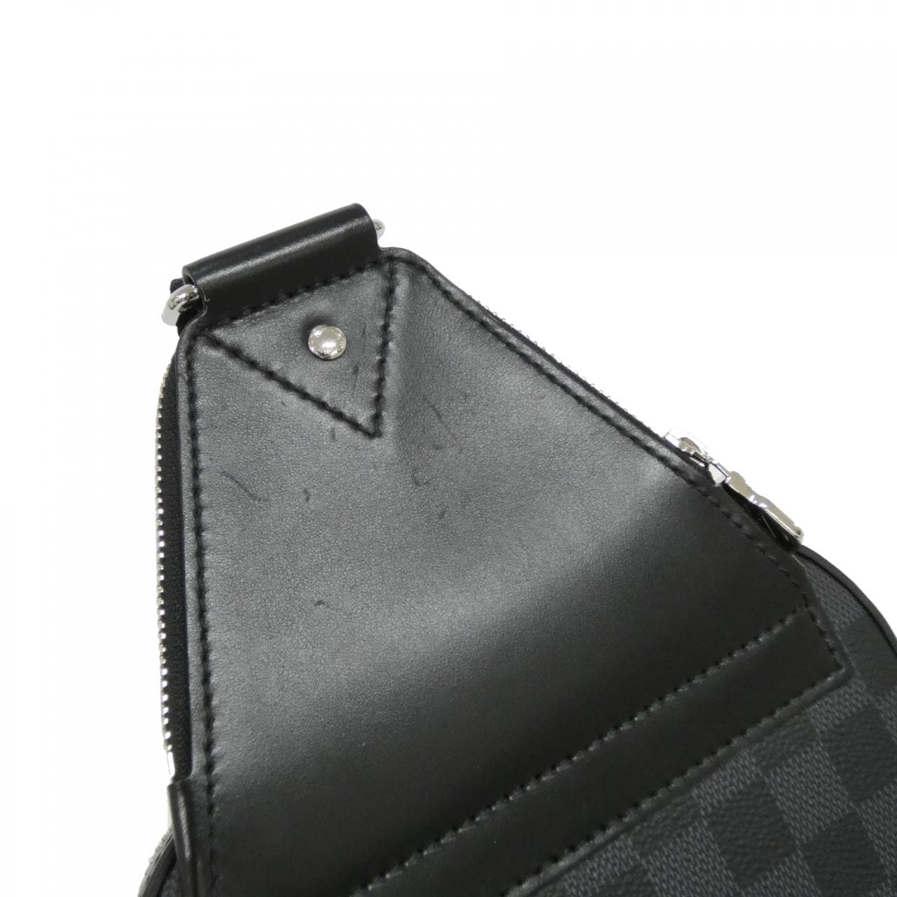 ルイヴィトン ダミエ グラフィット アヴェニュー スリングバッグ N45302 ショルダーバッグ