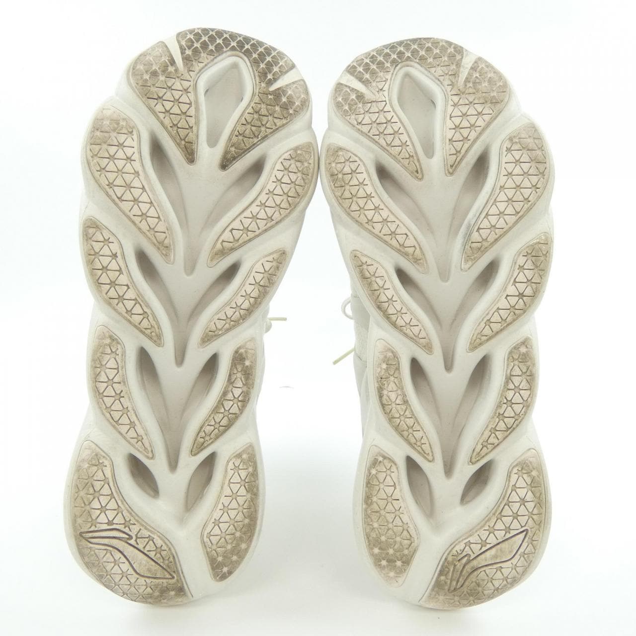 LI-NING スニーカー