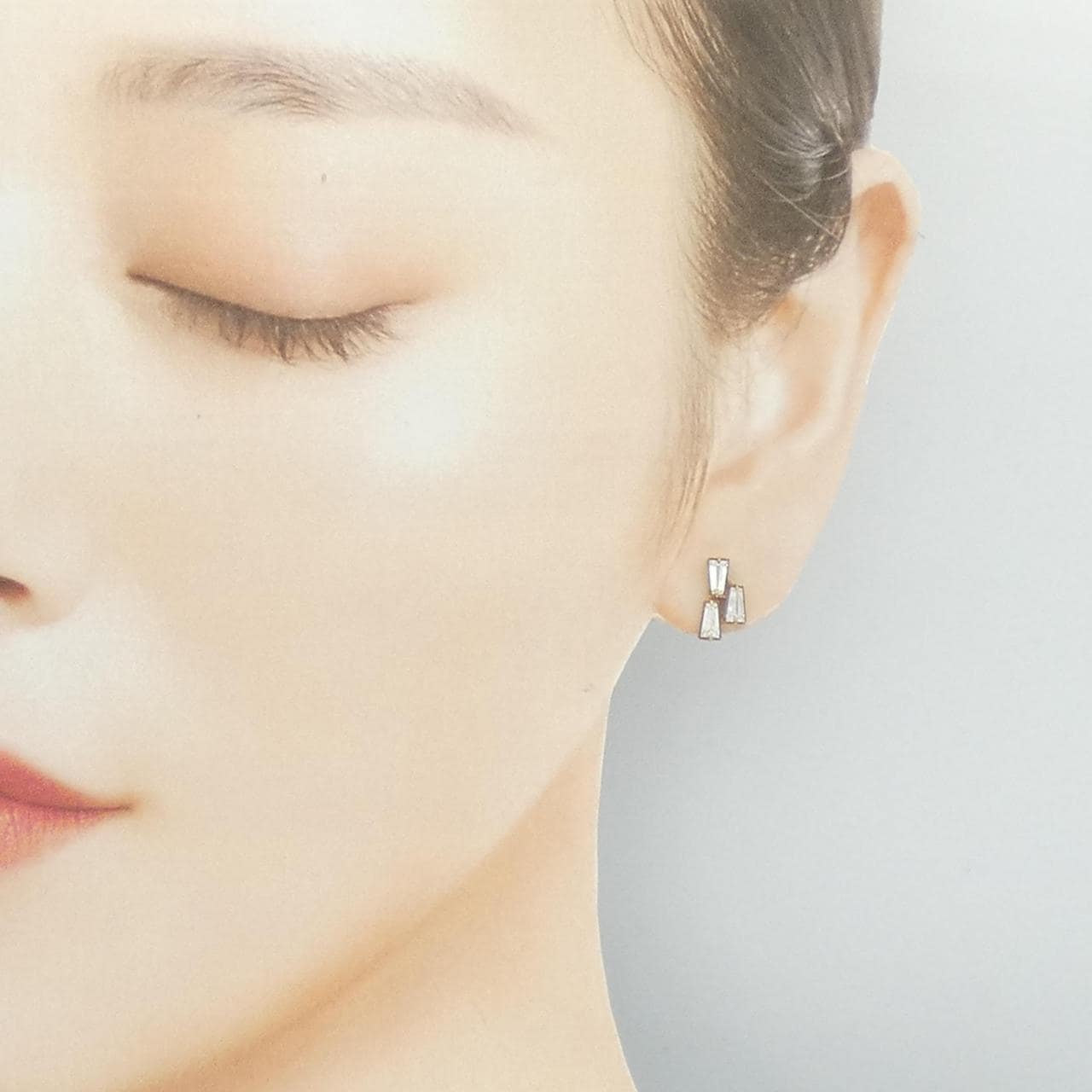 アガット キュービック ピアス