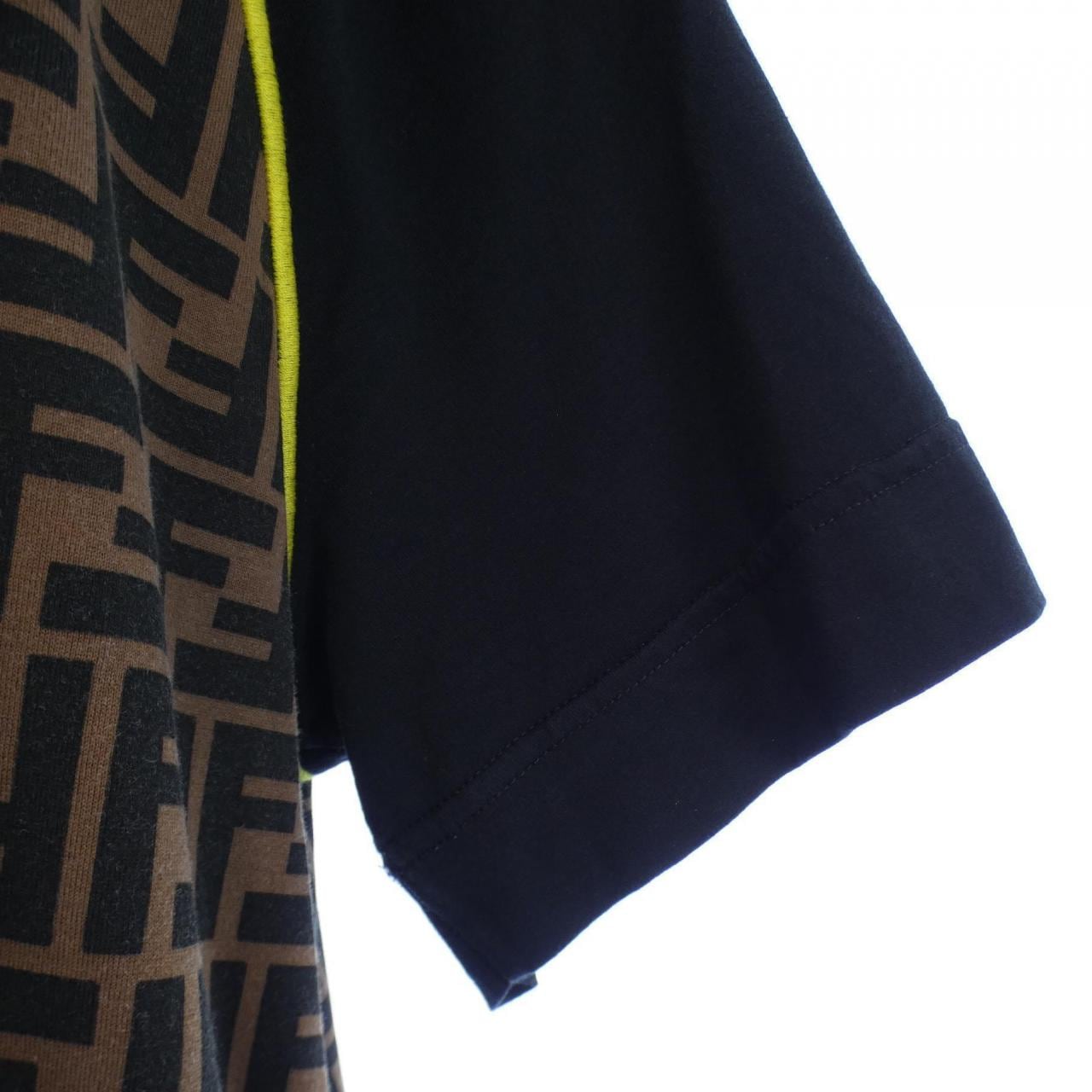 フェンディ FENDI Tシャツ