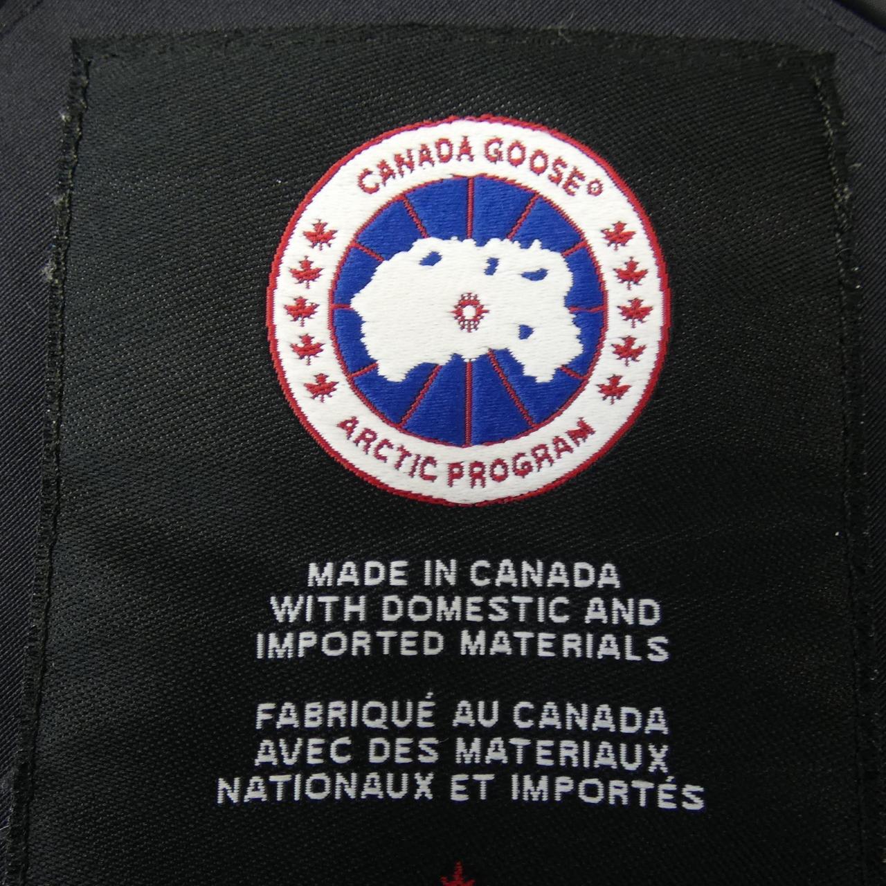 カナダグース CANADA GOOSE ダウンジャケット