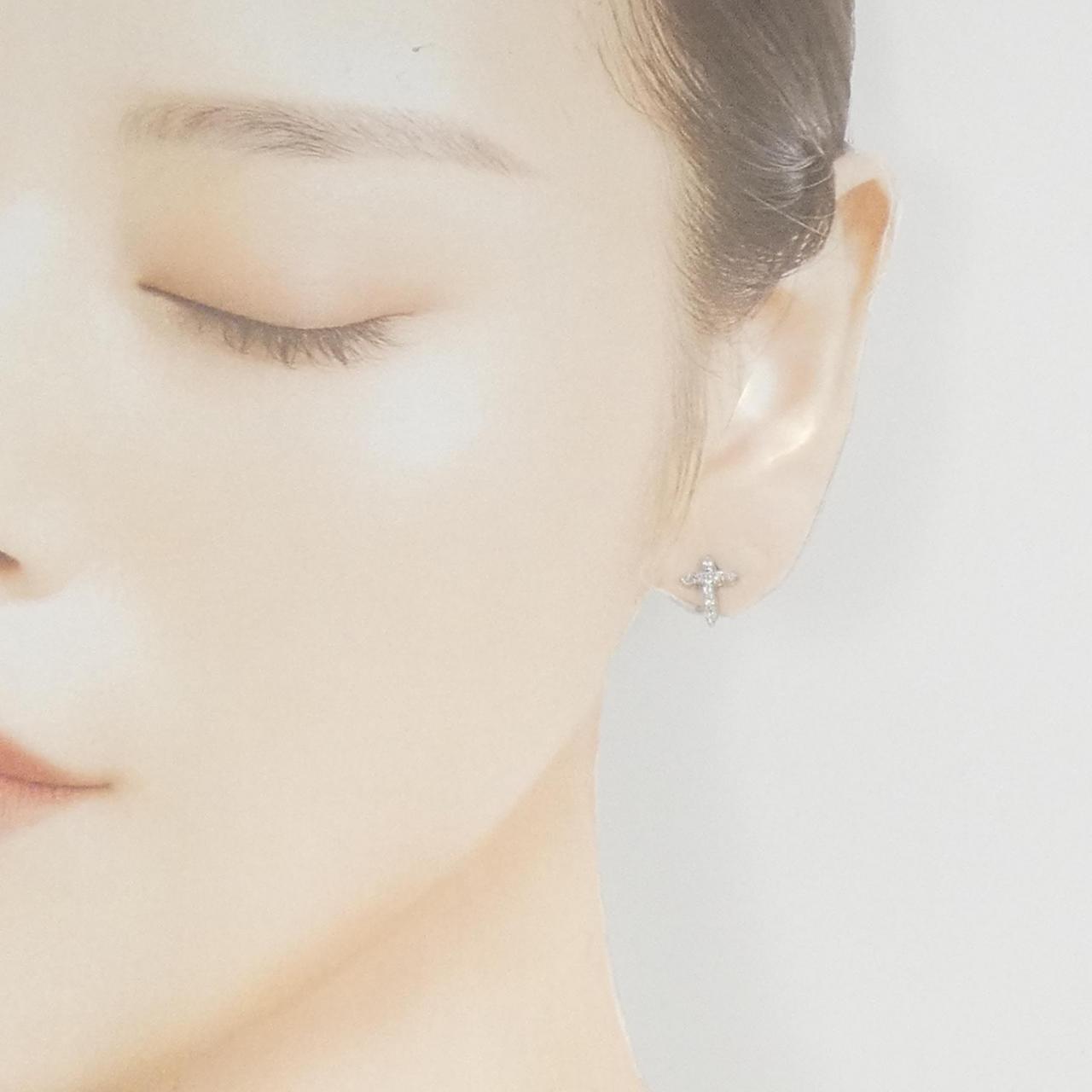 K18WG クロス ダイヤモンド ピアス 0.20CT