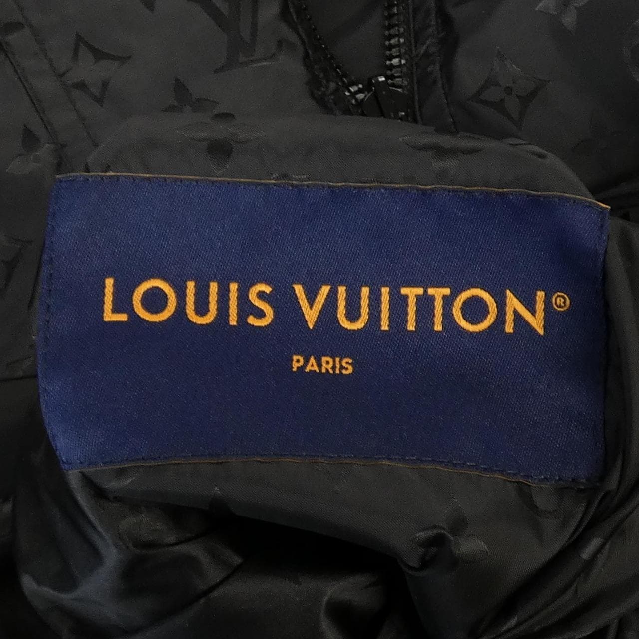 ルイヴィトン LOUIS VUITTON モノグラムリバーシブルナイロンウインドブレーカー HLB46WMO6 ジャケット