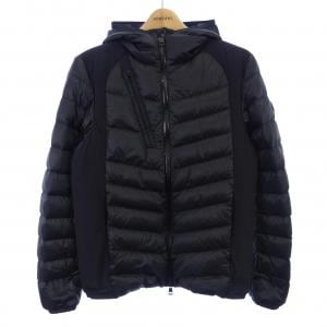 モンクレール MONCLER ダウンジャケット