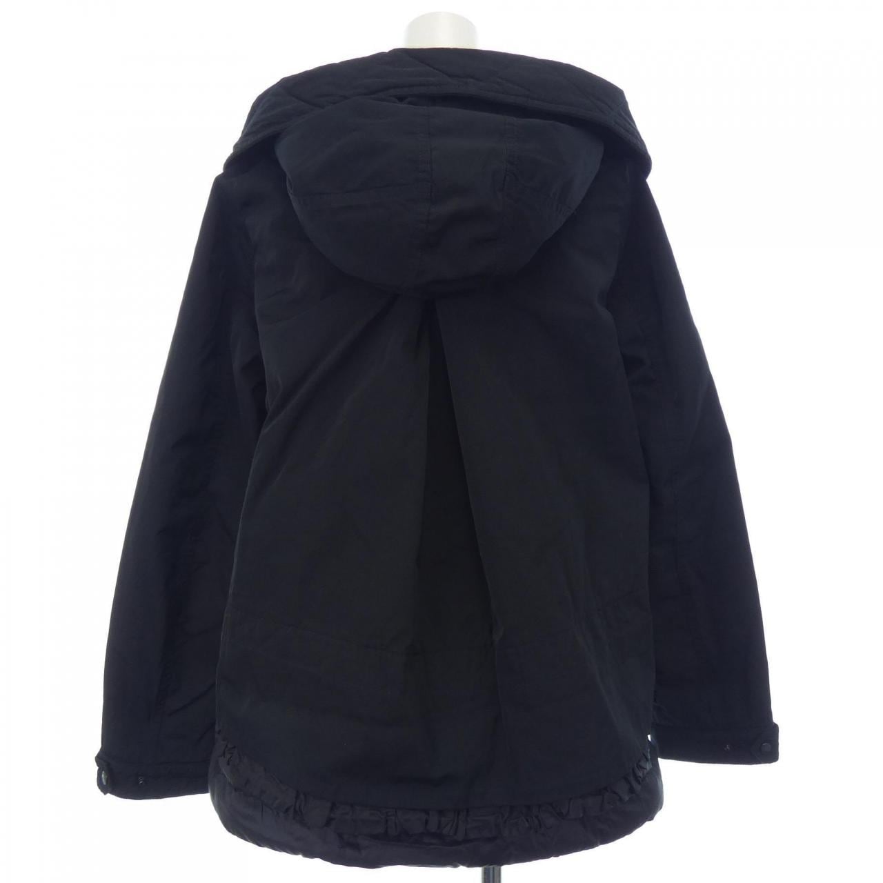 モンクレール MONCLER ダウンジャケット