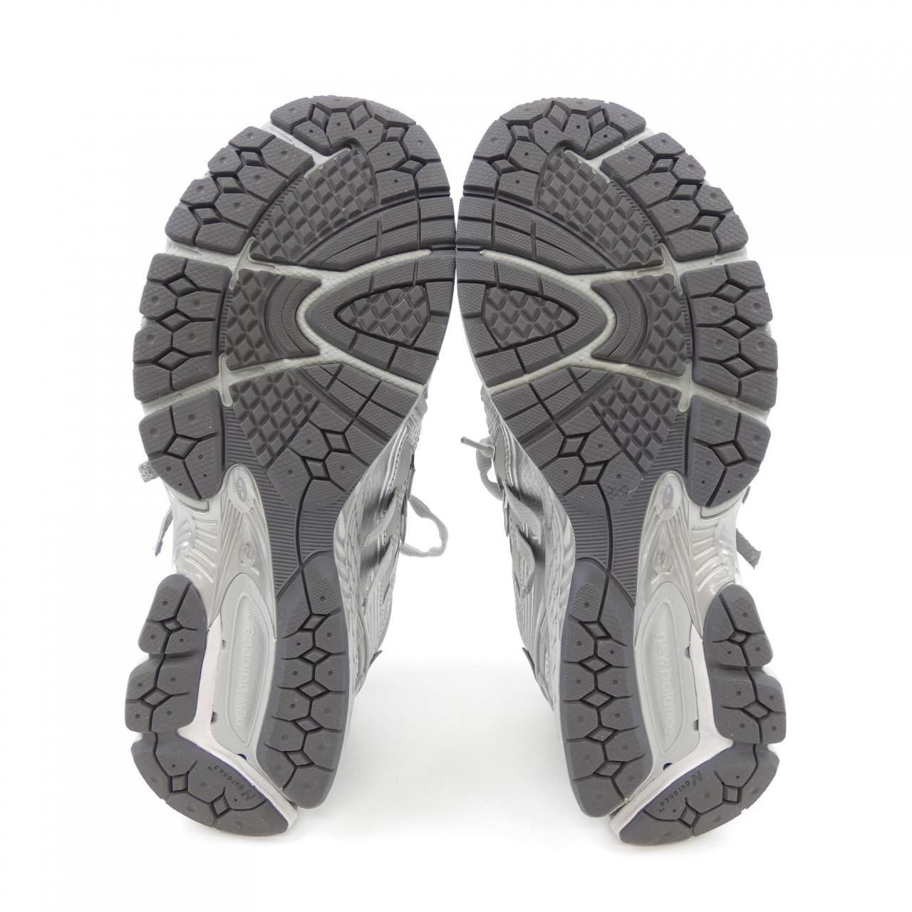 ニューバランス NEW BALANCE M1906AG スニーカー