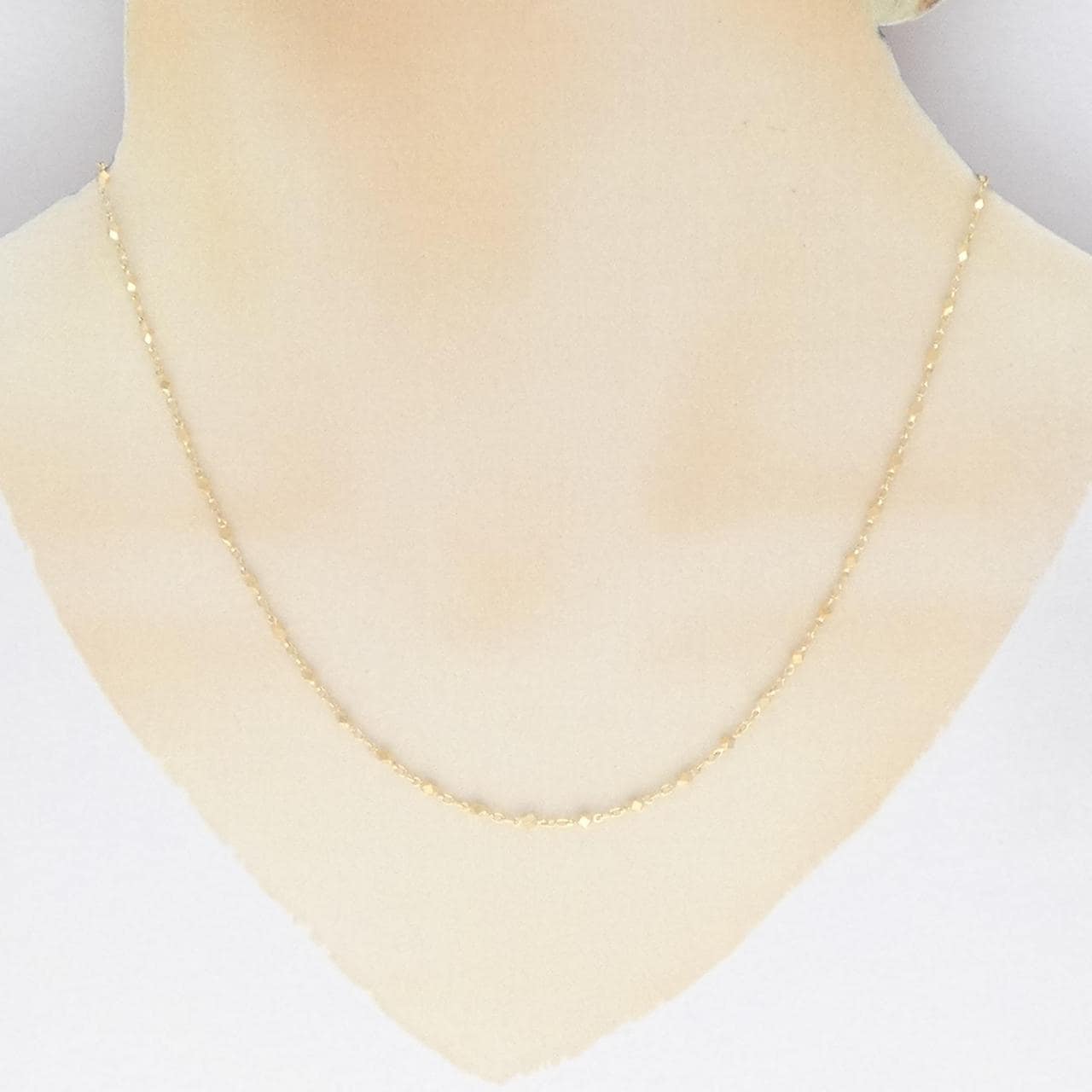 K18YG necklace
