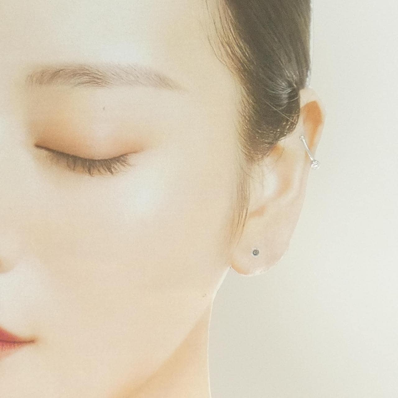 K18WG ダイヤモンド イヤーカフ 0.08CT 片耳