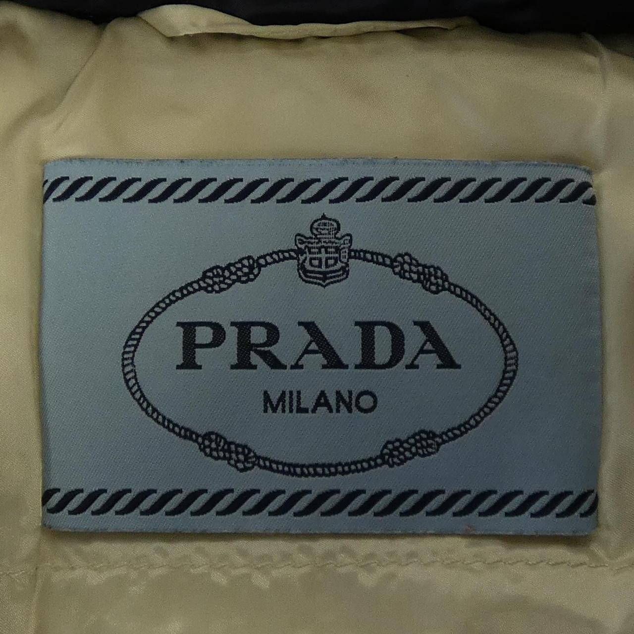 プラダ PRADA 290546 R152 1DAB ダウンベスト