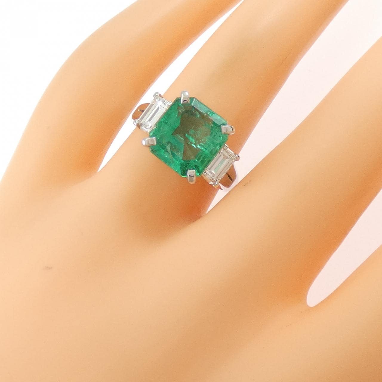 PT900 エメラルド リング 3.12CT